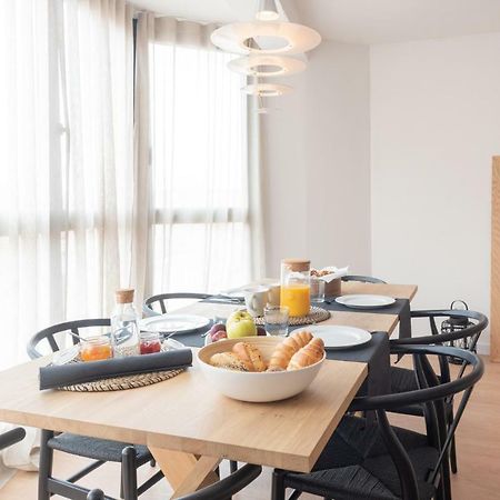 Ferienwohnung Petit Luxe L'Atic Terrassa Exterior foto